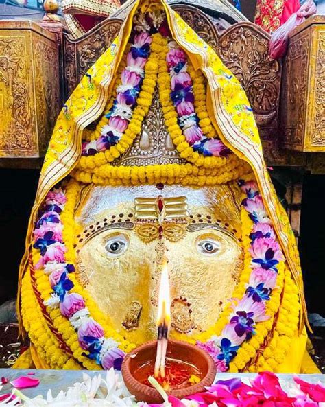 jai kalka maa kalkaji mandir  fill  devotees sacks