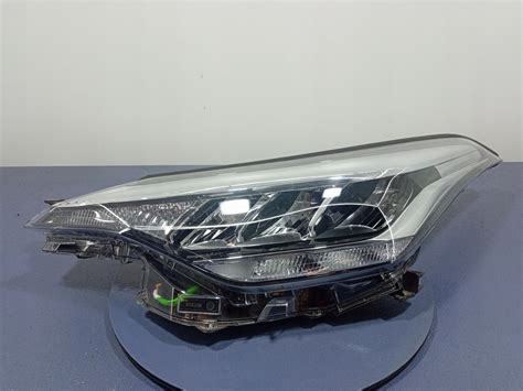 TOYOTA C HR CHR I LIFT 20 REFLEKTOR LEWY FULL LED 81150 F4180