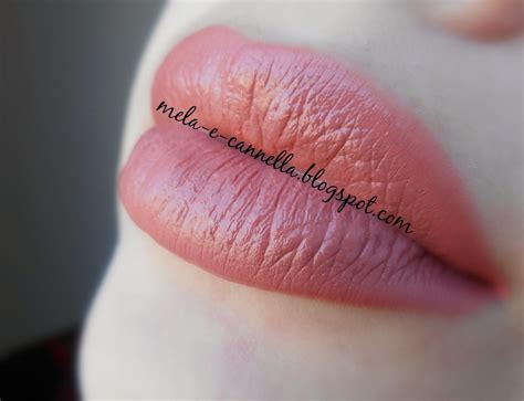 Mela E Cannella FARMASI True Color Lipstick 20 Nude