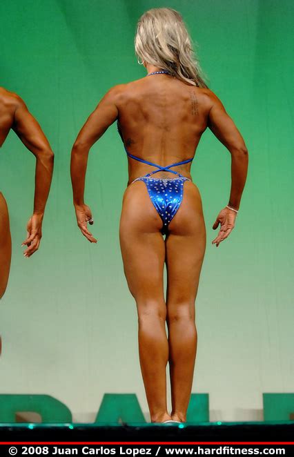 9 Hot Sexy Heather Baird Bikini Pics