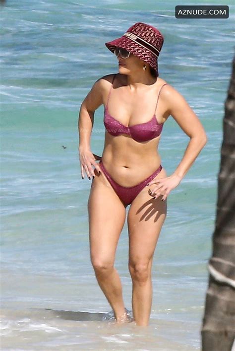 Jennifer Lopez Sexy Looking Hot In A Purple Bikini On The Beach In Turks And Caicos Islands Aznude