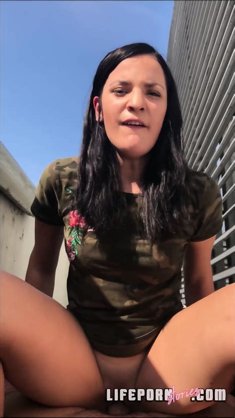 KIZZY SIXX ASS LIKE NO OTHER