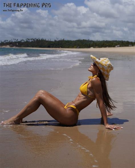 Camila Alves Nude And Sexy Collection Photos The Fappening