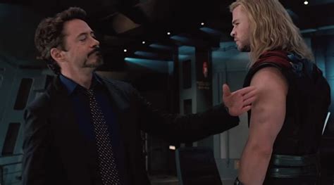 Very Sexy Hot Os Vingadores Teaser no final de Capitão América vira um Trailer Veja também