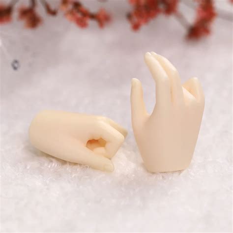 BJD Doll Applies To The Hand Shape Of The Minifee Doll Body Resin Doll Figures Naked Toy