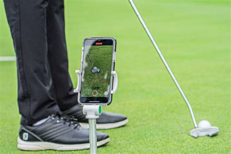 Level up your skills with this awesome golf app and accessories