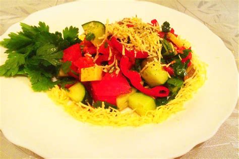 Греческий салат с твердым сыром - рецепт приготовления