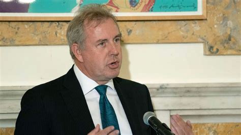 UK Ambassador to the US Kim Darroch quits over leaked cables criticizing Donald Trump - Good ...