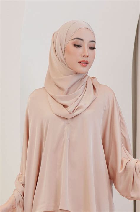 LARNEY PLAIN SHAWL NUDE BROWN Maroon Red