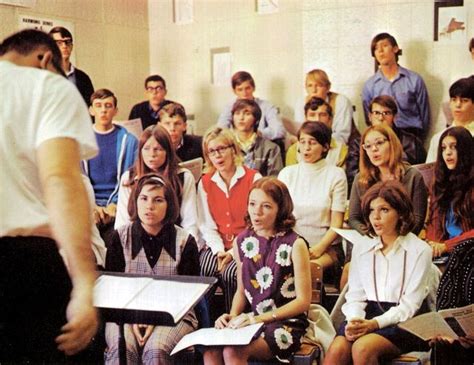 These Old Photos Show What High School Looked Like In The 1970s Rare