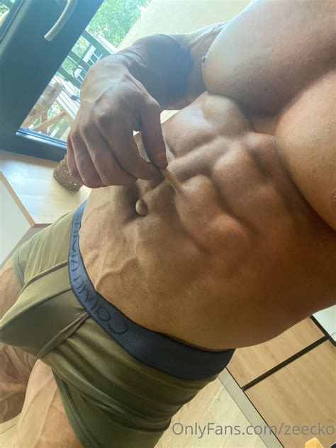 Massive Bodybuilder Pavel Ervinka Zeecko Onlyfans Porn Gaysdream
