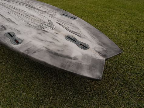 木曜日 プロがBENDER STEPをテスト サーフボードクオリティーハードコア Quality Hardcore Distributions