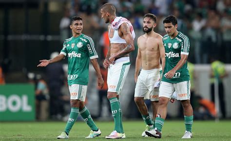 Palmeiras 4-0 River Plate: Palmeiras golea a River Plate pero se
