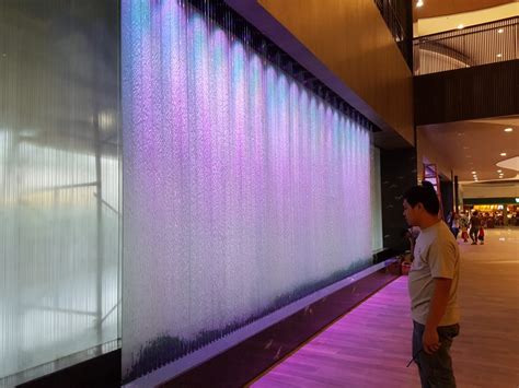 Robinsons Galleria Ribbon Fountain Ortigas 2018 —