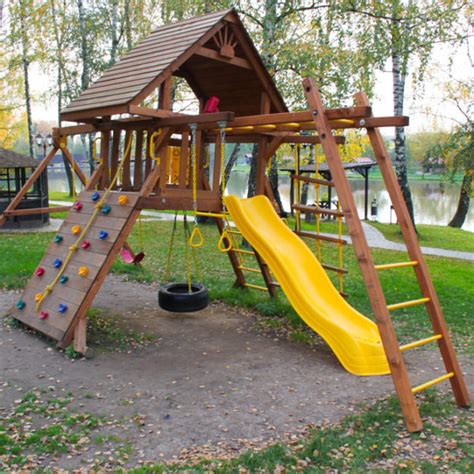 Уличные игровые комплексы