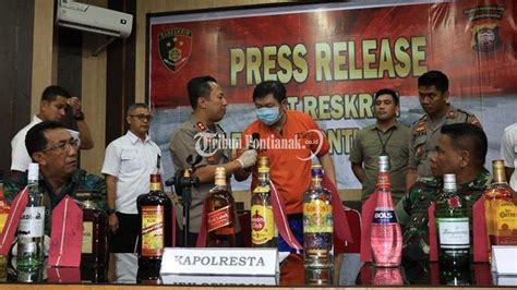 Gagalkan Penyelundupan Ribuan Botol Miras Polisi Tangkap Pria Asal