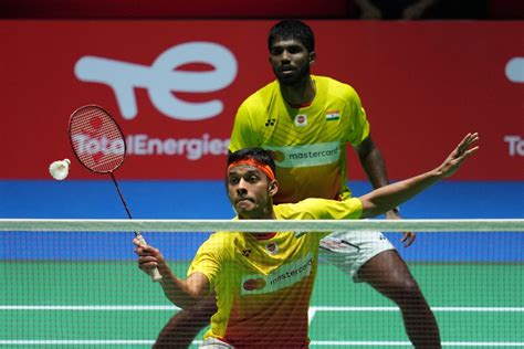 Live streaming badminton online
