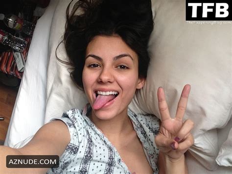 Victoria Justice Nude And Sexy Photos Collection From Various Events And Photoshoots AZNude