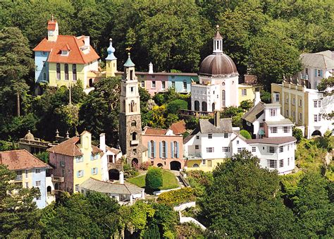 Day Trips to Portmeirion | Days out for Groups from Selwyns Travel