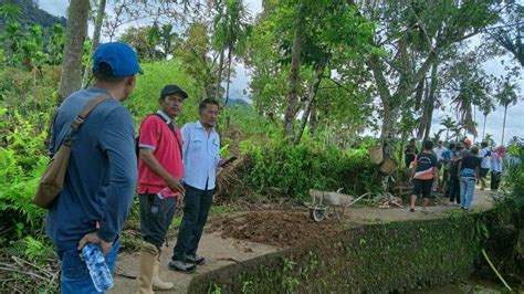 Banjir Dari Luapan Sungai Uram Di Lebong Yang Rendam Ratusan Rumah Dan