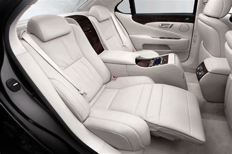 Ls 600h L Interior With Electrically Reclining Rear Seats Flickr