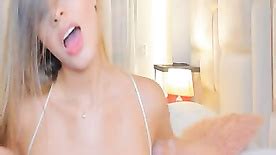 I Finger My Wet Pussy After Work Cnn Amador