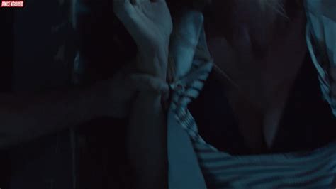 El Marginal Nude Pics Page 1