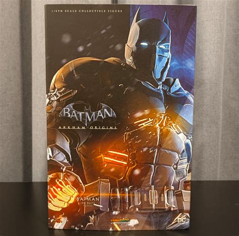 Hot Toys VGM52 Batman Xe Suit 1 6th Scale Collectible Figure DC