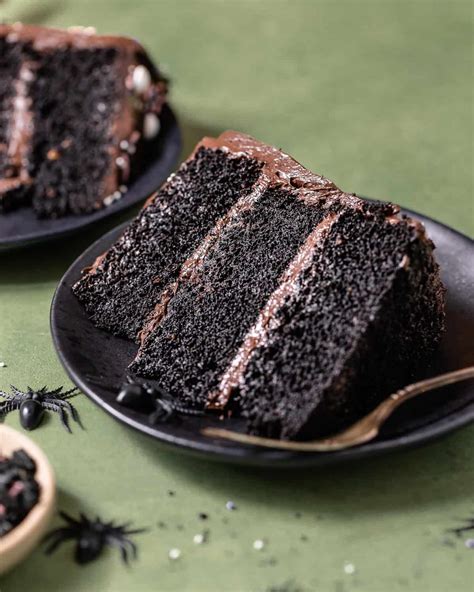 black velvet cake 4