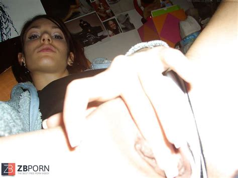 Super Steamy College Lady Selfshot 2of ZB Porn