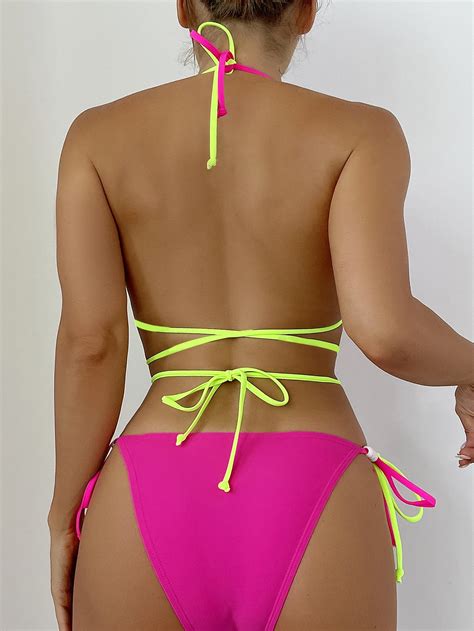 Bañador bikini de dos tonos con tira cruzada micro triángulo con cordón