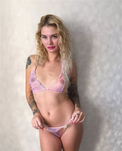 Can I Get Some Of Your Attention Nudes Skinnygirls Nude Pics Org