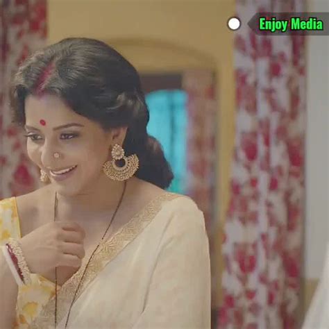 Horny Bhabi With Huge Tits Has Romance With Thakur Anybunny