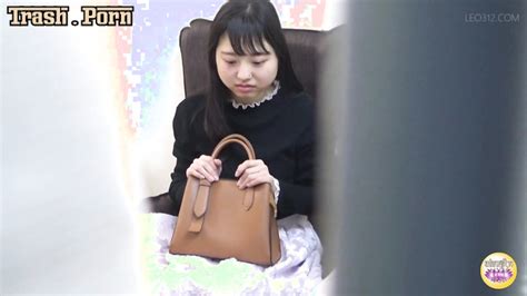 SL 623 オイルマッサージ中に大失態暴発全裸放尿 Rage Massage Urination With Naked Body