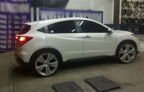 25-konsep-modifikasi-honda-hrv-terbaru-19 - Otodrift