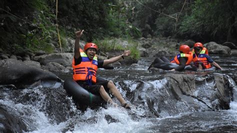 Uji Adrenalin Dengan River Tubing Seru Di Curug Gede Damar Payung