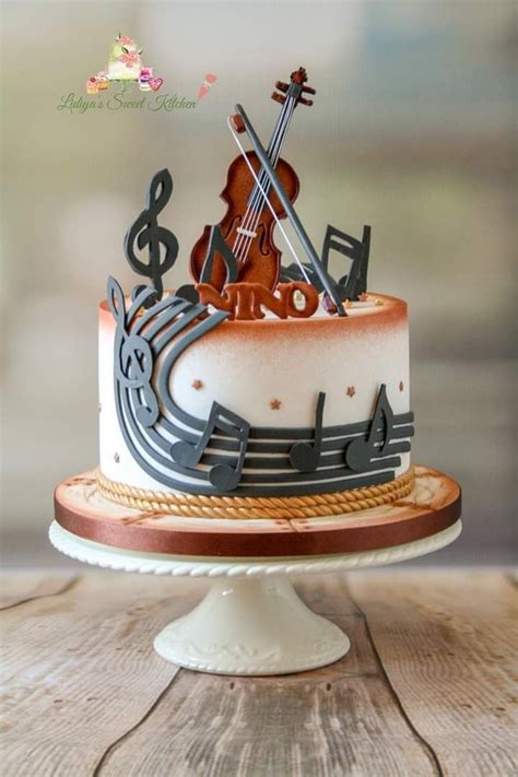 Pin By Dina D On Cakes And Cooking Music Cakes Music Birthday Cakes