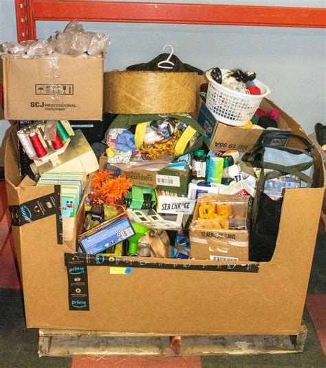 PALLET OF UNCLAIMED ITEMS