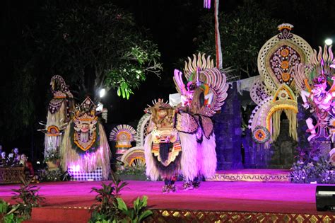 Lomba Bapang Barong Ket Dan Mekendang Tunggal Remaja Kota Denpasar Yang