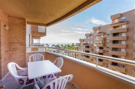 Precioso Apartamento En A Linea De Playa Has Air Conditioning And