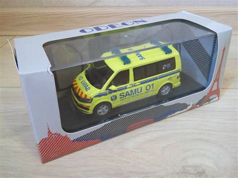 VOLKSWAGEN T6 SAMU 01 AMBULANCE Аукцион масштабных и сборных моделей