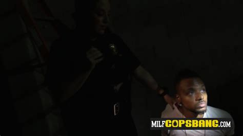 Arrested Suspect Gets Blown By HORNY Cops