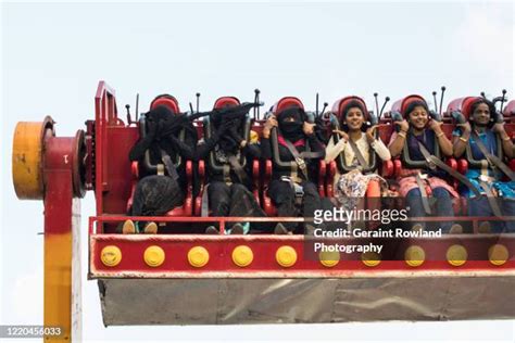 Roller Coaster Seat Belt Photos and Premium High Res Pictures - Getty ...