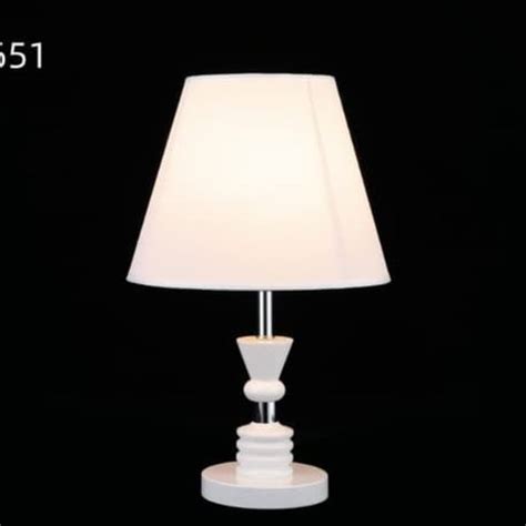 Lampu Nakas Homecare24