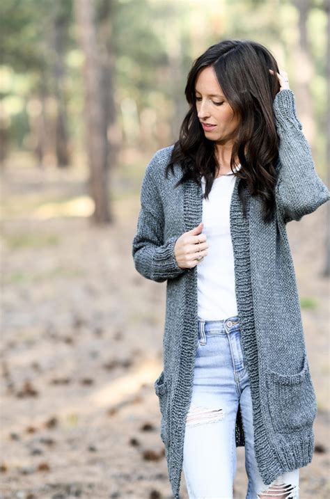 25 Free Easy Cardigan Knitting Patterns Beginner Friendly