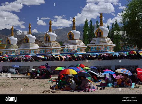 Pilgrims Kalachakra Initiations By The Dalai Lama Choklamsar Ladakh