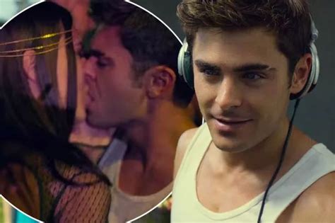 Blurred Lines Star Emily Ratajkowski Poses Naked In The Bath For Racy