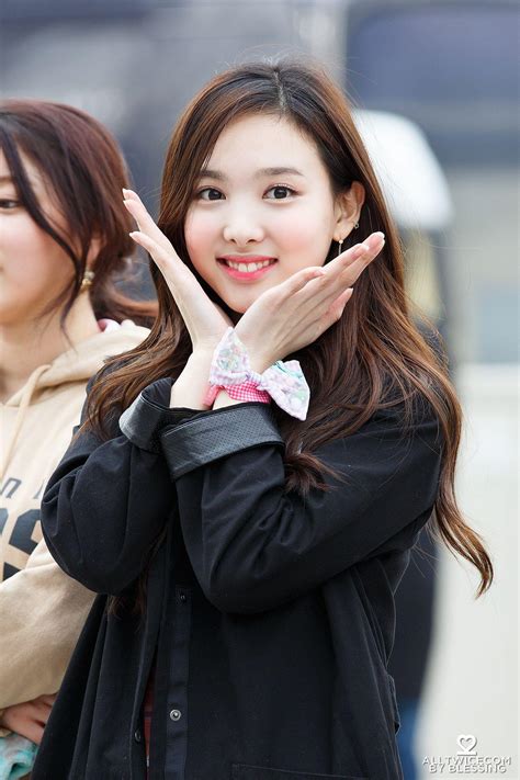 Twice Nayeon Wallpapers Top Free Twice Nayeon Backgrounds