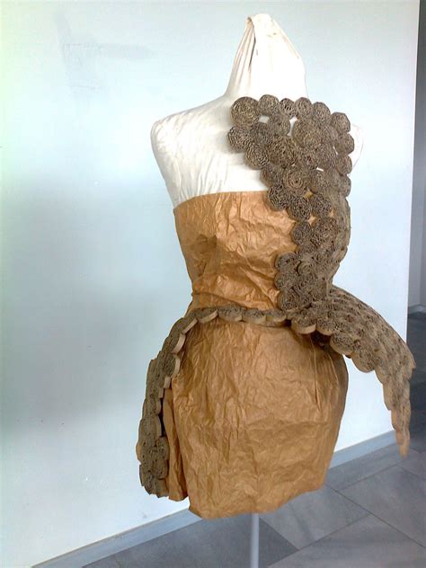 Malina Pracownia Hand Made Kreatywny Recykling Ubrania Z Papieru