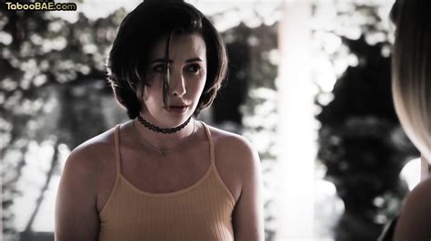 Tiny Lesbian Caught And Pussyeaten By GF